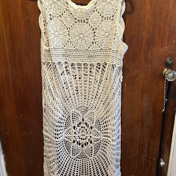 High/Low top - Picture 2 of 3